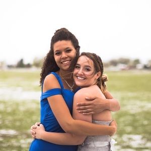 Meet your Posher, Kaya